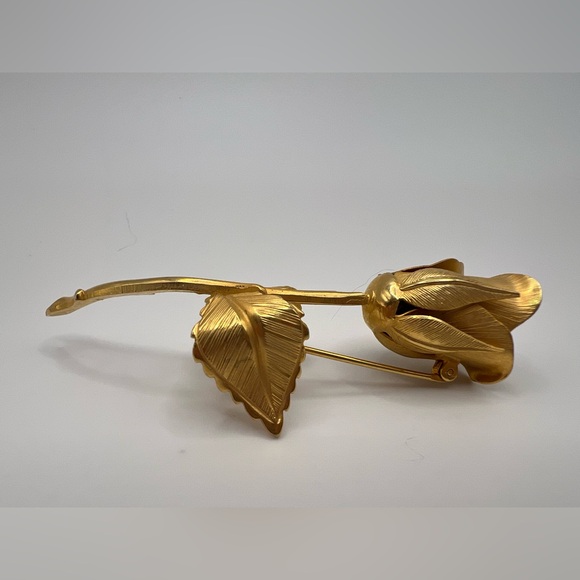 Vintage Giovanni Gold Tone Rose Brooch Pin - Picture 2 of 4